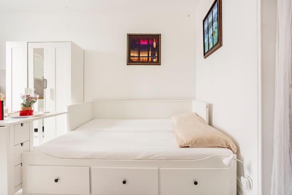 סטאן Paris Tourist Apartment, France מראה חיצוני תמונה