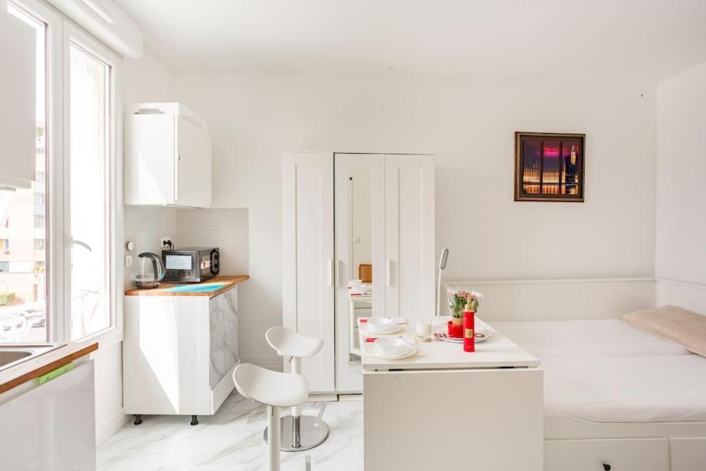 סטאן Paris Tourist Apartment, France מראה חיצוני תמונה